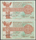 1 Peseta. 1937. Pareja correlativa. Serie A. (Edifil 2017: 392). Típicos puntitos. SC-.