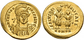 Theodosius II, 402-450. Solidus (Gold, 22 mm, 4.49 g, 6 h), Constantinople, S = 6th officina, 425-429. D N THEODO-SIVS P F AVG Helmeted, diademed and ...