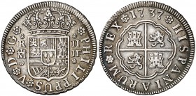 1737. Felipe V. Madrid. JF. 2 reales. (Cal. 1255). 6 g. Bella pátina. Escasa y más así. EBC/EBC-.