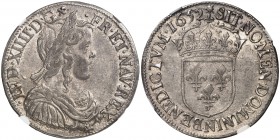 1652. Francia. Luis XIV. N (Montpellier). 1/2 ecu. (Kr. 164.14). AG. En cápsula de la NGC como MS64. Bella. Brillo original. Rara así. S/C.