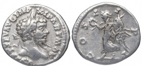 199 d.C. Septimio Severo. Roma. Denario. DS 4123 h. Ag. 2,84 g. COS II PP. Victoria a izquierda. MBC+. Est.60.