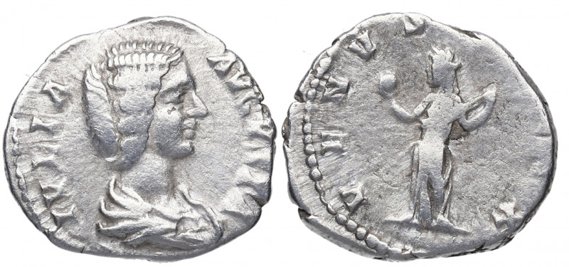 199 d C. Julia Domna. Roma. Denario. DS 4207 j.1. Ag. 2,42 g. VENVS FELIX. Venus...