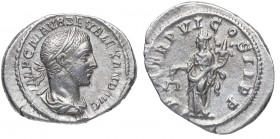 227 d.C. Alejandro Severo (222-235 d.C). Roma. Denario. DS 4815 r. Ag. 3,18 g. PM TR P VI COS II PP. Igualdad a izquierda. MBC+. Est.60.