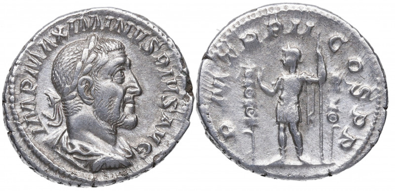 236 d C. Maximino I. Roma. Denario. RSC 51 – RIC 2. Ag. 3,55 g. PM TR P II COS P...