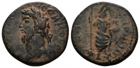 ( 5.60g 22mm Bronze) PISIDIA, Antiochia. Commodus. AD 177-192. AE 
Laureate head left 
Rev.Mên standing right, left foot on bucranium, holding scepter...