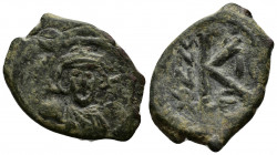 (Bronze, 5.05g 21mm) JUSTINIAN II ? (First reign, 685-695). Half Follis. Constantinople. RY 2 (686/7).
Obv: Crowned bust facing, wearing chlamys and h...