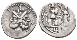 Roman Republic M. Furius L. f. Philus AR Denarius. 119 BC (3.9gr, 19.9mm)