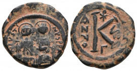 Justin II, with Sophia. 565-578. Æ Follis 9.3gr 23.3mm