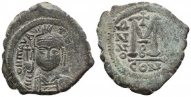 Maurice Tiberius 582-602 AD, AE follis 12.2gr 19.1mm