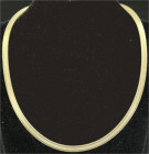Colliers und Halsketten
Damen-Halsband Gelbgold 585/1000. Länge 44 cm; 33,18 g.
neuwertig