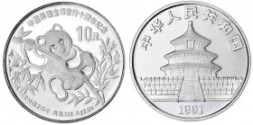 China
Volksrepublik, seit 1949
10 Yuan Panda in Piefort 1991. 2 Unzen Silber, Panda beim Erklimmen eines Bambusastes. 999er Silber 62,67 g.
Poliert...