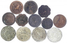 Tibet
12 Münzen: 4 Silber-Tankas (u.a. ein frühes Exemplar) und 8 Kupfermünzen.
schön bis sehr schön