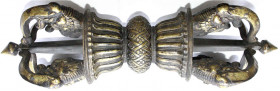Tibet
Grosser Dorje Vajra, Messing, Mitte 20. Jh. Verziert mit Tierköpfen. Länge 54 cm