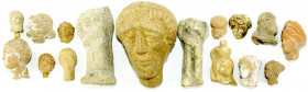 Lots
Konvolut von 14 griech.-römischen Terrakotta-Köpfen, darunter ein großer spätrömischer Portraitkopf (9 X 6 X 5,5 cm). Dazu noch 2 kopflose Statu...