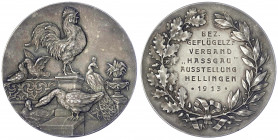 Bayern
Ludwig III., 1913-1918
Silbermedaille 1913 von Lauer, Nürnberg. Bezirks-Gefügelzuchtverband "Hassgau", Ausstellung Hellingen. 50 mm; 50,82 g....