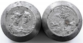 Drittes Reich
Prägestempelpaar (Patrizen) zur Medaille 1935 von Karl Goetz, auf Therese und Ludwig von Bayern und 125 Jahre Oktoberfest. Prägedurchme...
