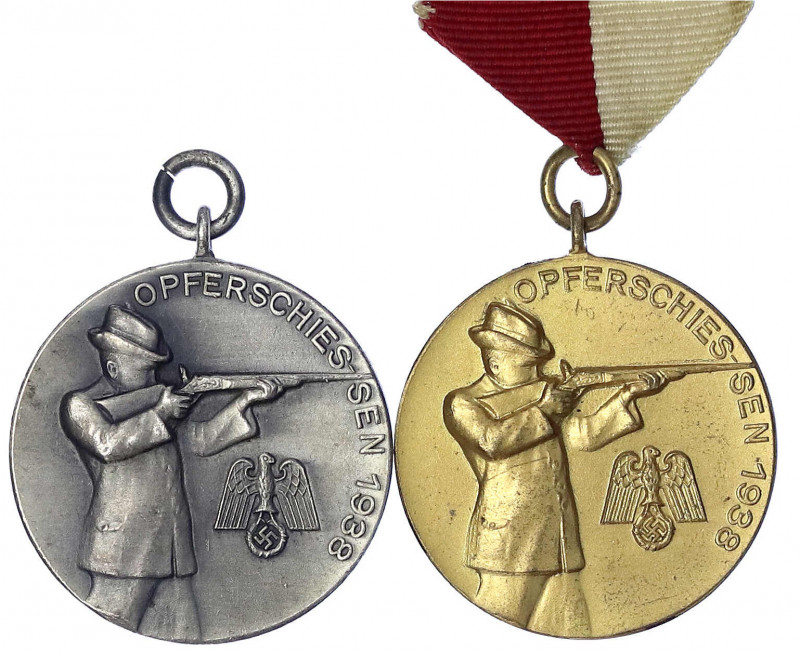 Drittes Reich
2 tragbare Bronzemedaillen 1938. Opferschiessen. Je 28 mm. Eine v...