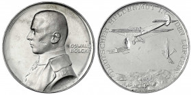 Luftfahrt und Raumfahrt
Silbermedaille von Eue und Lauer o.J.(1916) auf Oswald Bölke. Brb. l./3 Flugzeuge über Landschaft. 33 mm; 18,33 g.
Polierte ...