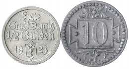 Danzig, Freie Stadt
2 Stück: 10 Pennig 1920 (kleine Wertzahl, zaponiert) und 1/2 Gulden 1923.
beide vorzüglich. Jaeger D 1a und 6.
