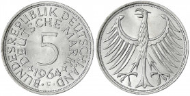 Kursmünzen
5 Deutsche Mark Silber 1951-1974
1964 F. fast Stempelglanz, Prachtexemplar. Jaeger 387.