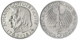 Gedenkmünzen
5 Deutsche Mark, Silber, 1952-1979
Fichte 1964 J. Mit Gutachten von Erich Paproth.
Polierte Platte, leicht berührt. Jaeger 393.