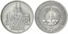 Gedenkmünzen der DDR
5 Mark 1983 A, Meißen. Randschrift läuft links herum.
Stempelglanz. Jaeger 1543.