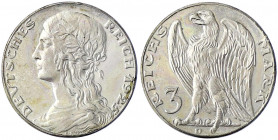 Weimarer Republik
3 Reichsmark Silber 1925, Mädchenkopf/Adler steht mit ausgebreiteten Flügeln n.l.. Randunze 800. 14,07 g.
Stempelglanz/Estabschlag...