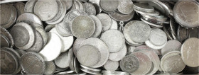Sammlungen allgemein
Posten Silbermünzen und Silbermedaillen, von alt bis neu. Lose Schüttung und wilde Mischung. Ca. 8,3 Kilo. Besichtigen.
untersc...