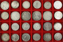 Sammlungen allgemein
Schuber mit 24 Silbermünzen des 17. bis frühen 20. Jh. U.a. Taler und Doppelgulden von Bayern, Preussen, Frankfurt, Hannover, Ös...