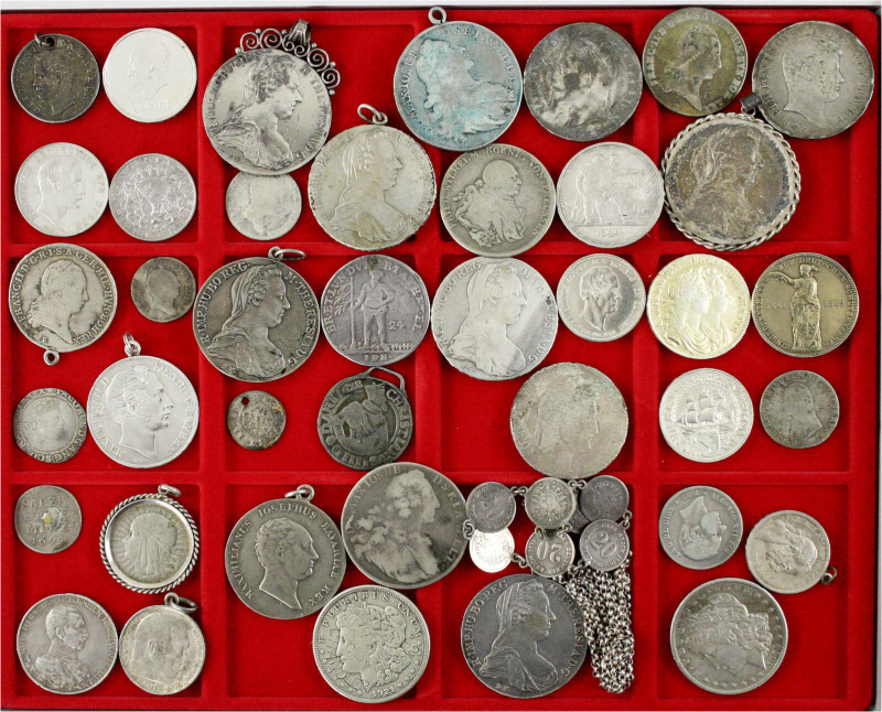 Sammlungen allgemein
Schuber mit 46 Silbermünzen, alle mit Fehlern. Altdeutsche...