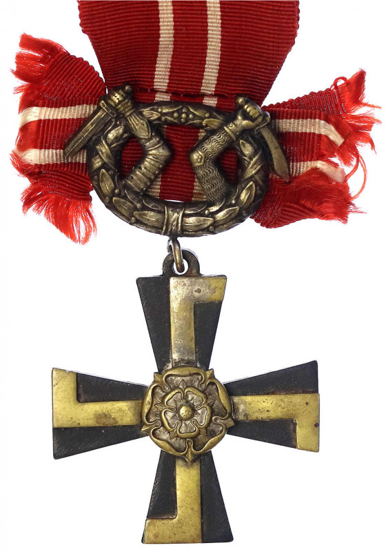 Finnland
Freiheitskreuz IV. Klasse Modell 1941 mit Spange am Band.
vorzüglich....