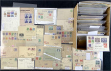 Briefe
Lots und Sammlungen Deutschland (alphabetisch)
Sowjetische Zone + DDR: Ein sehr interessanter Posten in einer Schachtel aus einem Nachlaß, üb...
