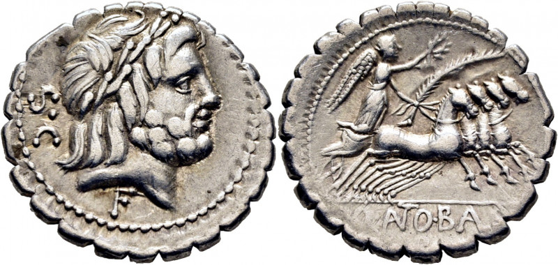ROMA REPÚBLICA. Antonia. Denario serrati. Hacia 40 a. C. Cabeza de Júpiter y S C...