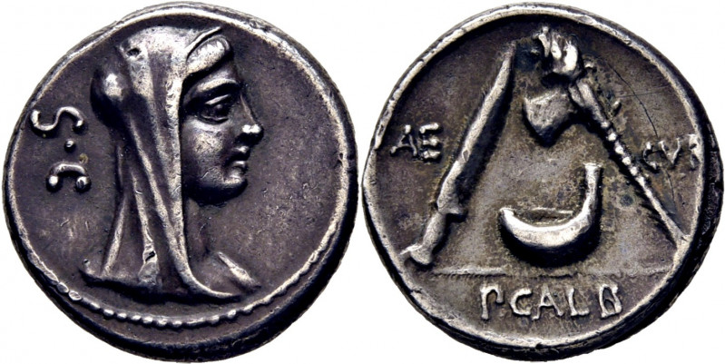 ROMA REÚBLICA. Sulpicia. Denario. Hacia 70 a.C. Busto velado de Vesta, SC detrás...
