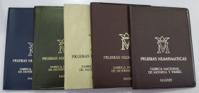 ESTADO ESPAÑOL y JUAN CARLOS I. Carteras de la FNMT. 1974, 1975, 1976…Lote de 5 carteras