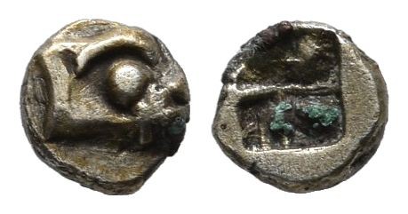Ionia, Phokaia. ca.625/0-522 BC. EL 1/48 Stater (4mm, 0.15g). Head of seal right...