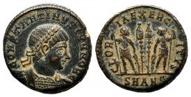 Constantine II. as caesar (Constantine I, 306-337). Æ Nummus (16mm, 2.68g). Antiochia. CONSTANTINVS IVN NOB C, laureate and cuirassed bust right / GLO...