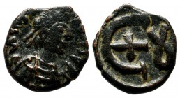 Justinian I. AD.527-565. Æ Pentanummium (14mm, 1.98g). Theoupolis (Antioch). D N IVSTINIANVS P P AVC. Diademed, draped and cuirassed bust right. / Lar...