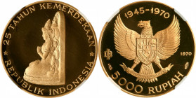 INDONESIA. 5000 Rupiah, 1970. Paris Mint. NGC PROOF-67 Ultra Cameo.

Fr-4; KM-29. AGW: 0.3571. Mintage: 2,150. Struck to commemorate the 25th annive...