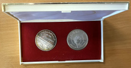 IRAQ: Republic, AR proof set, 1977/AH1397 and 1979/AH1399, 2-piece silver proof set of KM-143 (1977 dinar, Inauguration of Tharthar-Euphrates Canal) a...