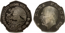 MEXICO: Estados Unidos, 10 pesos, 1982-Mo, KM-477.2, thick flan, commemorating Miguel Hidalgo y Costilla, rare in proof, NGC graded PF68 Cameo, R.
Es...