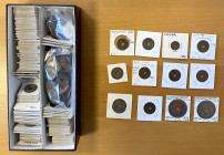 CHINA: LOT of 463 coins, a mixed group of cash coins including ant nose money (1), ban liang (3), wu zhu (1), huo quan (2), Tang dynasty (5), Southern...