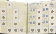 Euro's - 2 albums Euro coins (2-1-0,50-0,20-0,10-0,05-0,02-0,01) collected by country and date 2013-14