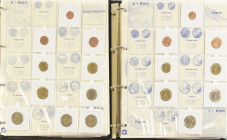 Euro's - 2 albums Euro coins (2-1-0,50-0,20-0,10-0,05-0,02-0,01) collected by country and date 2007-08
