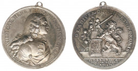 Historiepenningen - 1747 - Medal 'Verheffing van de Prins van Oranje tot stadhouder' by N. van Swinderen (VvL227) - Obv. Bust right / Rev. Lion with s...