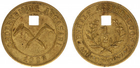 Plantagegeld / Plantation tokens - Argasari - ½ Arbeidsloon 1892 (LaBe 14a / LaWe 16 / Scho. 1019) - Obv. 2 crossed shovels + Value + Legend + date / ...