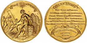 Historiepenningen - 1779 - Medal 'Ereprijs van het Genootschap Enchusana te Enkhuizen' by J.C. Marmé (VvL.541) - Obv. The City Maiden of Enkhuizen sit...