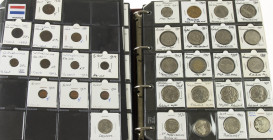 Collection coins Netherlands in 2 albums with many silver coins up to 50 Gulden, also many 5 and 10 Euro coins and some medals