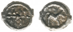 Celts - Gaul - Belgium Gaul / Nervii - Potin Unit (c. 60-25 BC, 4.82 g) - Abstract branch with pellets / Horse standing right (DT 629 / LT 8620 (Atreb...