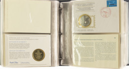 Collection 'Int. Society of Postmasters', album with 36 silver medals
